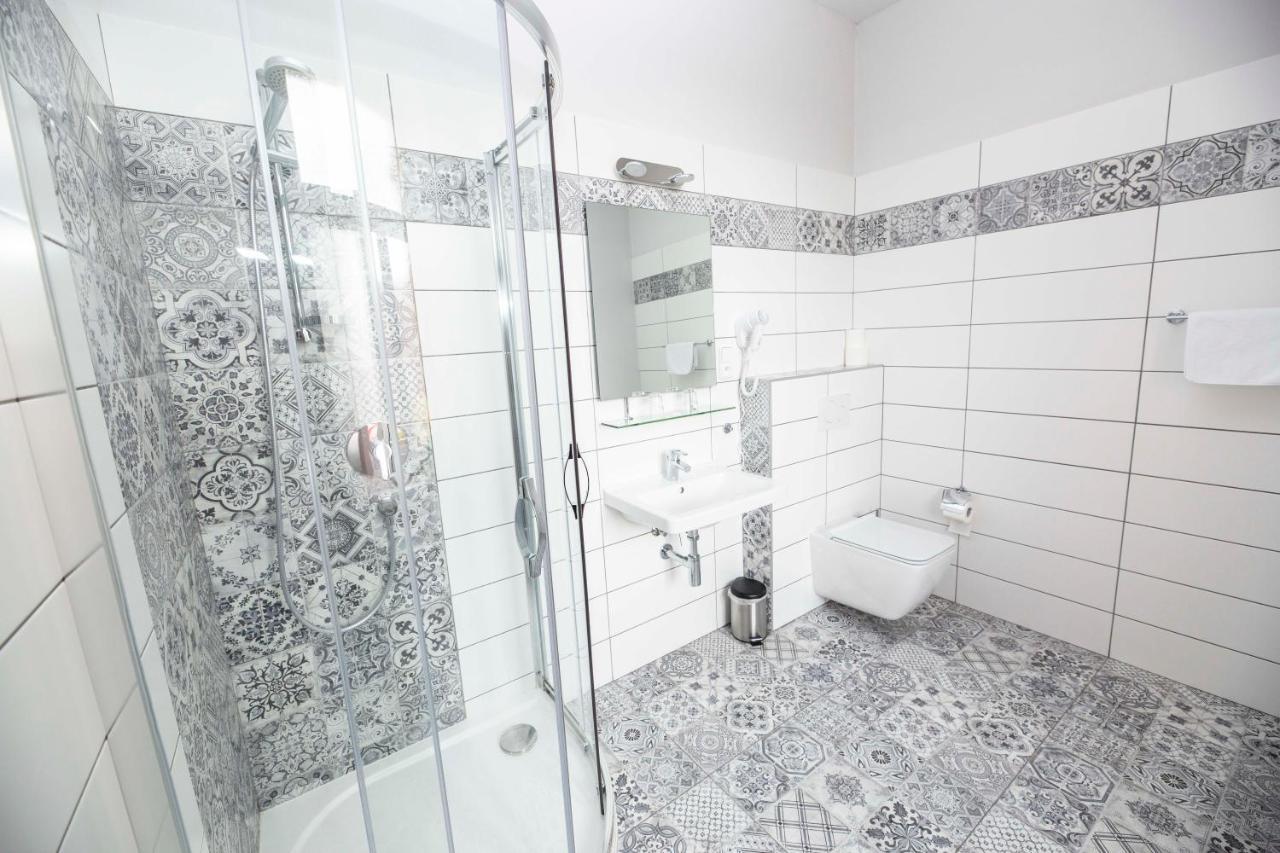 Penzion Královské lázně Poděbrady Extérieur photo