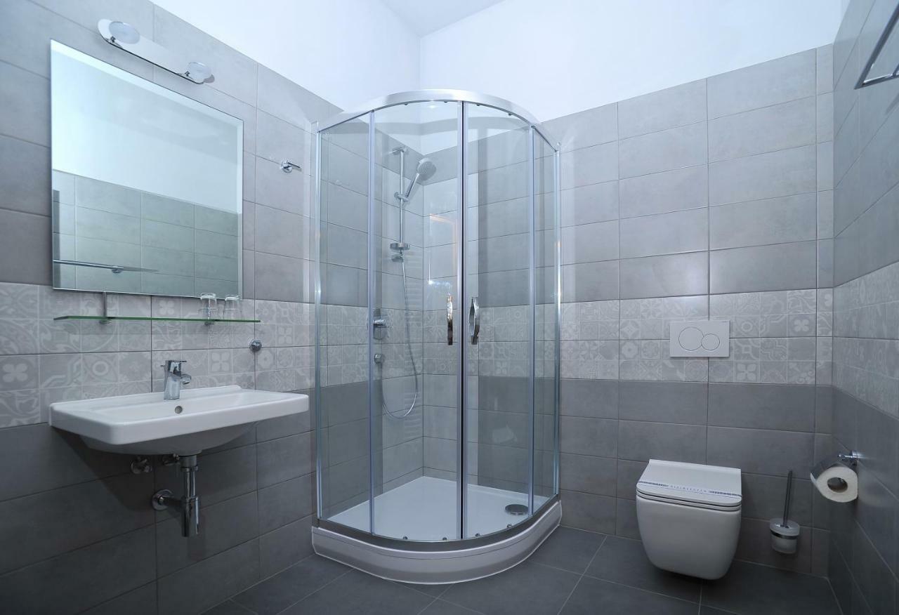 Penzion Královské lázně Poděbrady Extérieur photo